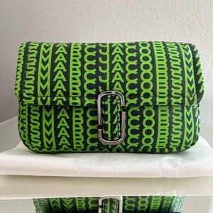 NEW MARC JACOBS Logo Monogram Leather Chain Strap Crossbody Dark Grey Green